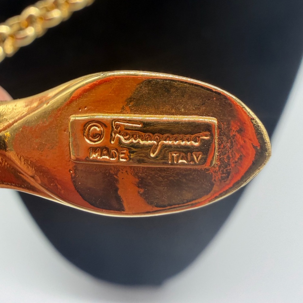 Elegant Salvatore Ferragamo Gold-Tone Necklace - Picture 4 of 9